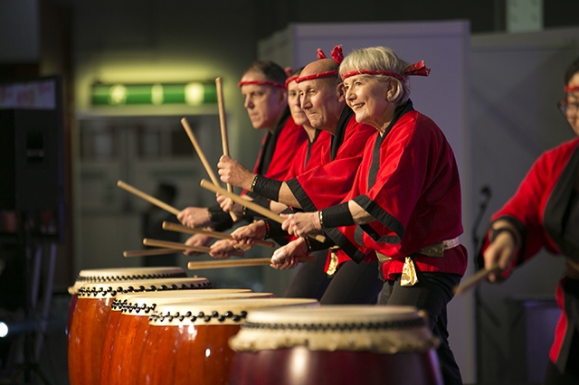 HJ_Performer_013-640px